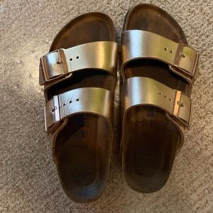 Birkenstock rose gold